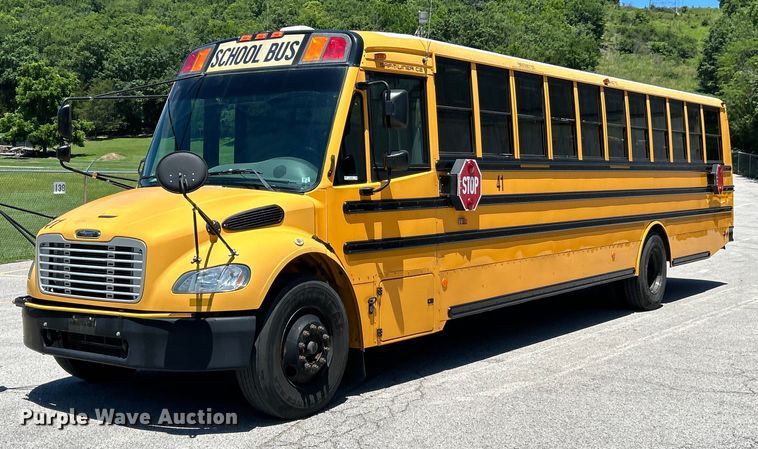 2014 Thomas Built  Saf-T-Liner C2 school bus - EK4783