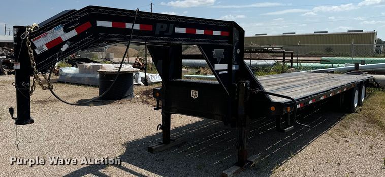 2016 PJ LD302 equipment trailer - MU9794