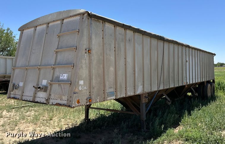 1983 Merrit 420-10 grain trailer - DK6641