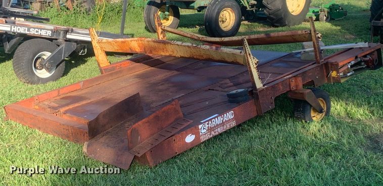 Farmhand bale accumulator - DM7924