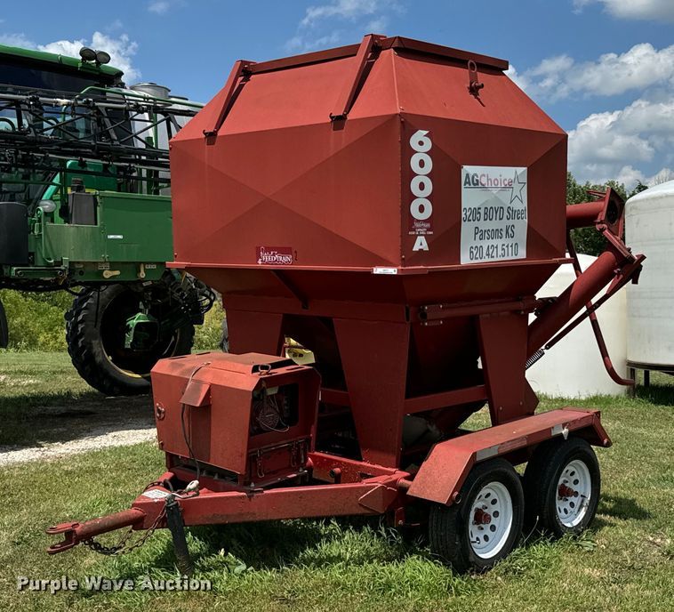 Feed Train 6000A seed tender - DX0771