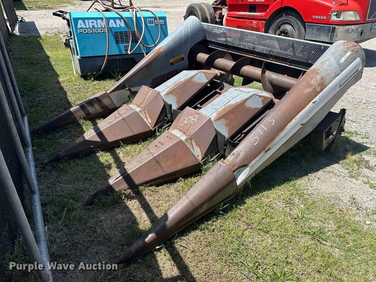 Allis Chalmers  corn head - EJ4351