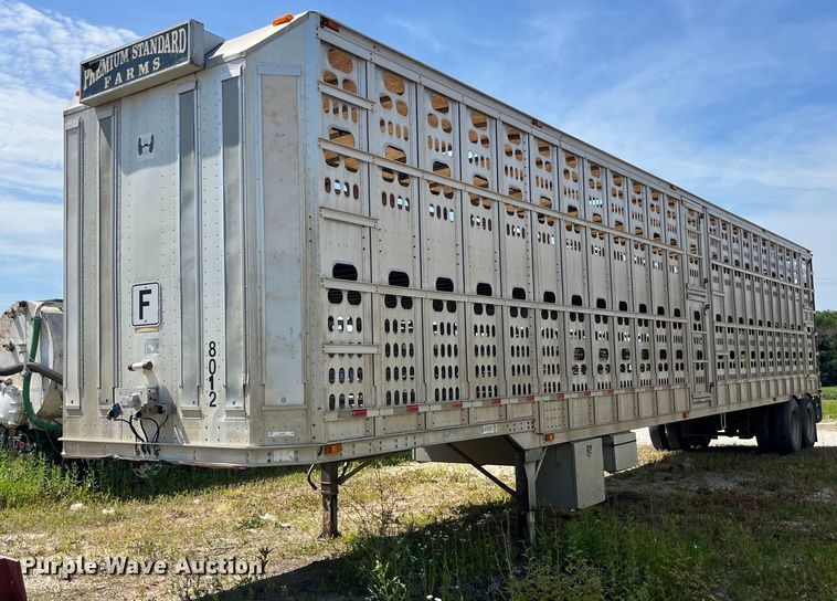 2003 Barrett livestock trailer - EK8646