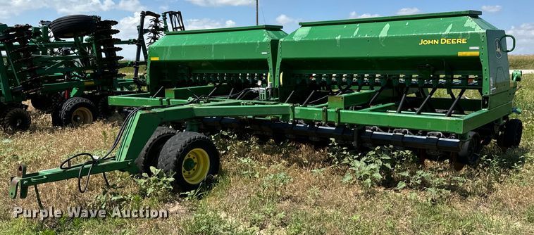2003 John Deere 1590 grain drill - MU9831