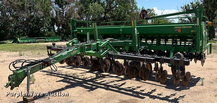John Deere 1520 grain drill - OL9631