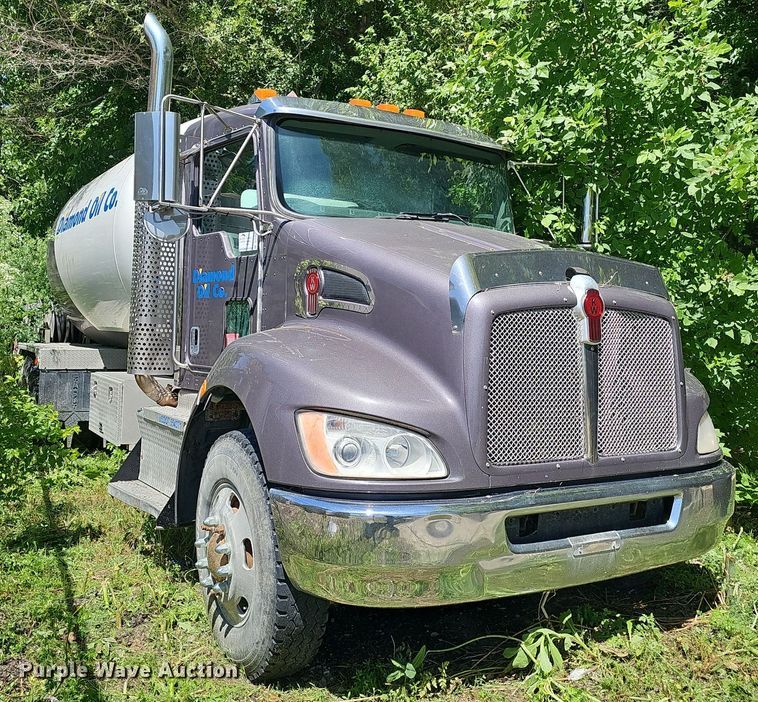 2011 Kenworth T370 propane delivery truck - DP6461