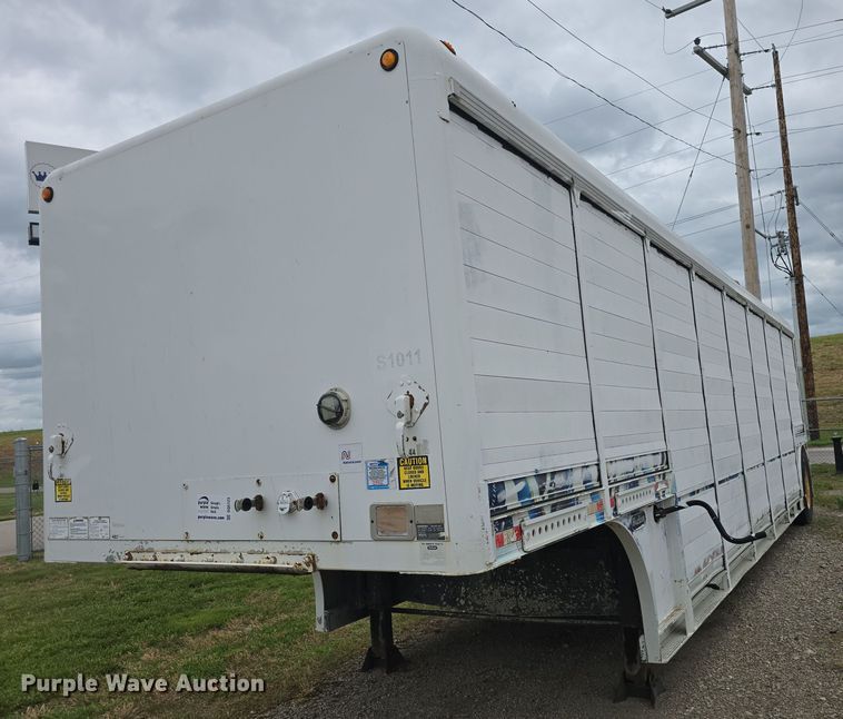 2011 Hackney delivery trailer - DQ5123