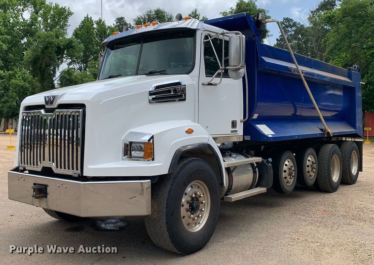 2018 Western Star 4700SB dump truck - NQ9585