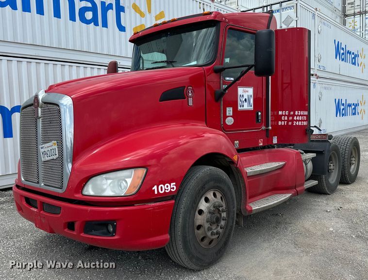 2014 Kenworth T660 semi truck - NQ9620