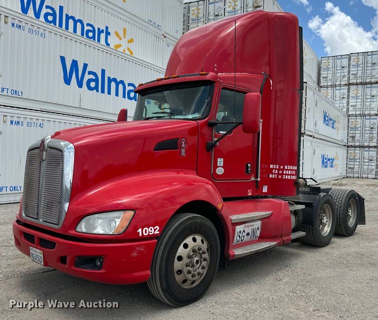 2014 Kenworth T660 semi truck - NQ9621