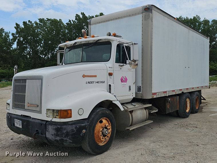 1994 International 9200 box truck - DP6480