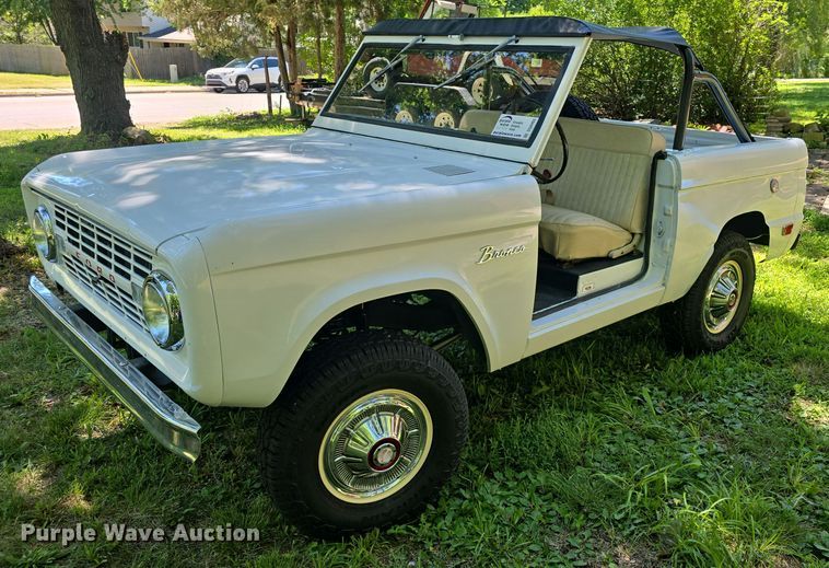1968 Ford Bronco SUV - DQ4403