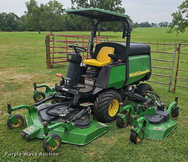 John Deere 1600  lawn mower - EJ5726