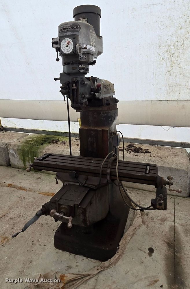Bridgeport  milling machine - EK6032