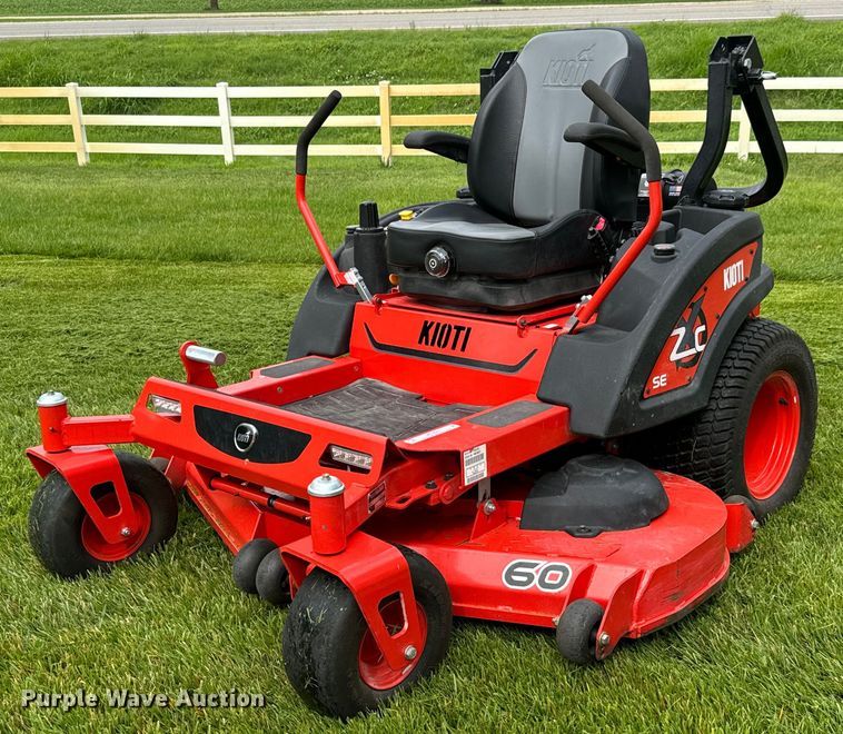 Kioti ZXC SE ZTR lawn mower - MU9949