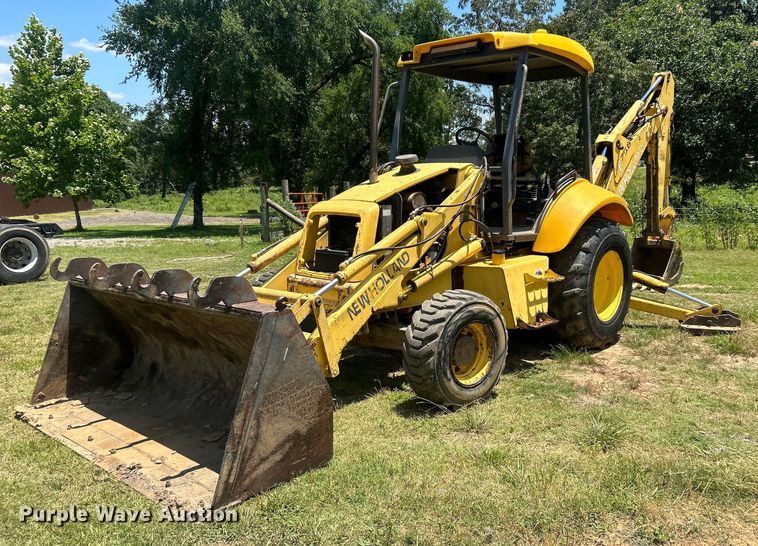 2001 New Holland LB75.B backhoe - DO6554