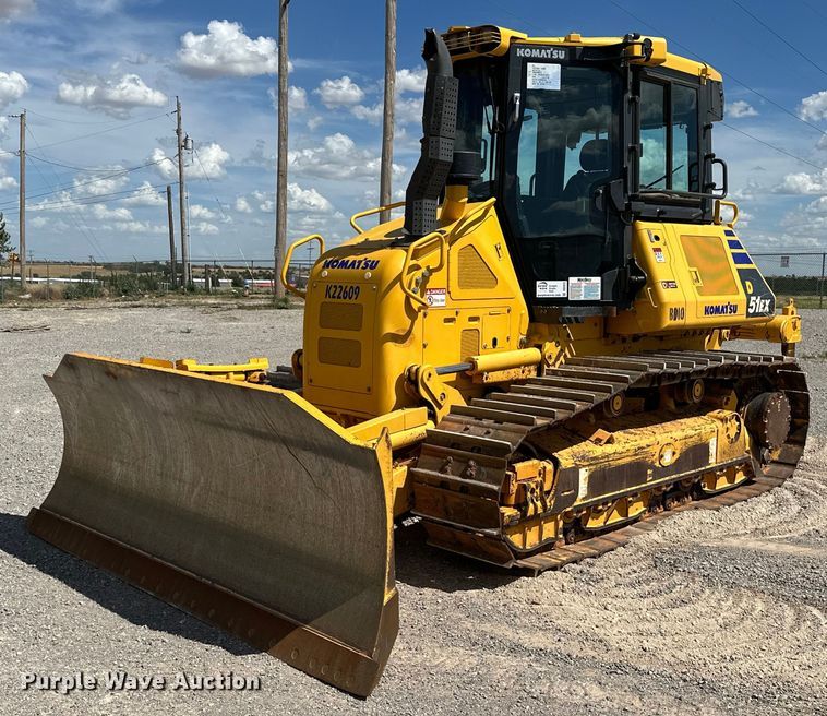 2022 Komatsu  D51EX-24 dozer - DO6972
