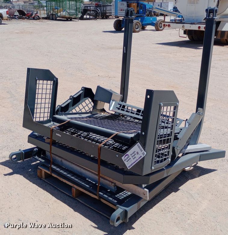 Komatsu D51EX-24 sweep and screen enclosure components - DO7024