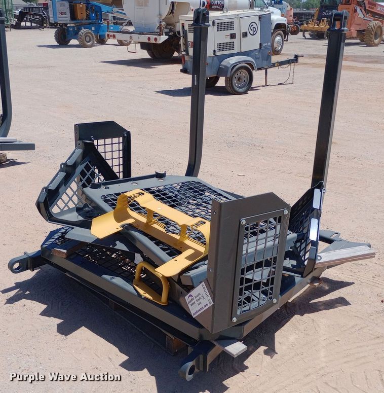 Komatsu D39 sweep and screen enclosure components - DO7025