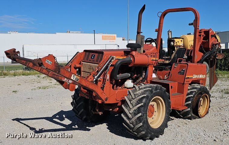 2001 DItch Witch 8020T cable plow - DP6471