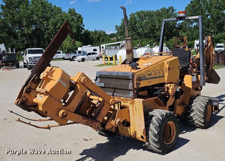 2000 Case 360 vibratory cable plow - DP6485