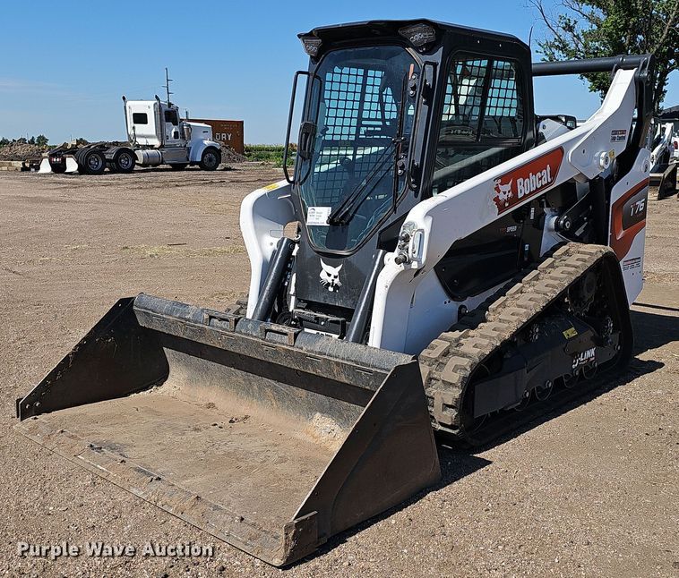 2023 Bobcat T76 tracked skid steer loader - DP6494