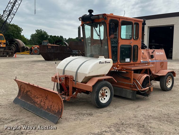 2005 Broce  RC350 broom - DP8416