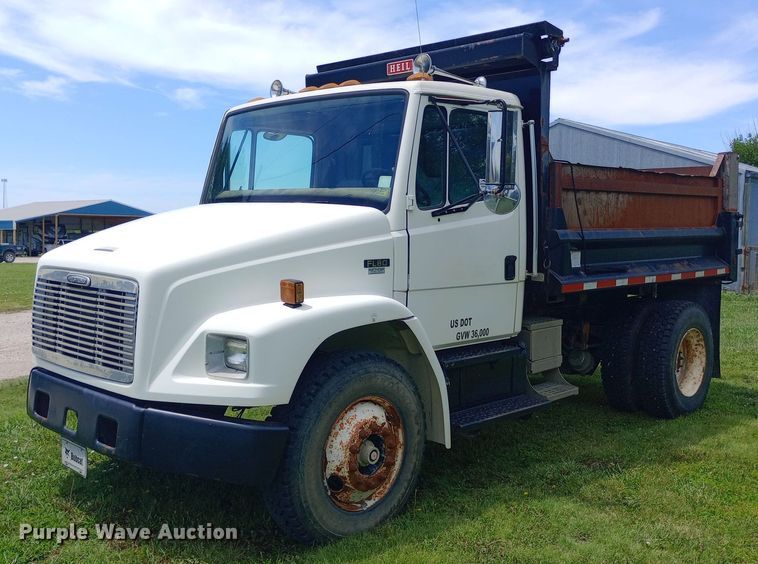 1999 Freightliner  FL80 dump truck - DQ7140