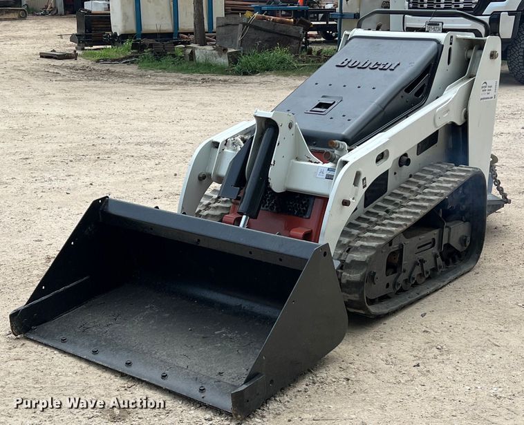2005 Bobcat MT55 compact utility loader - DS3042