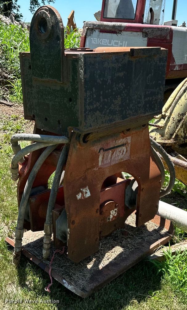 Allied  plate compactor - EJ6969