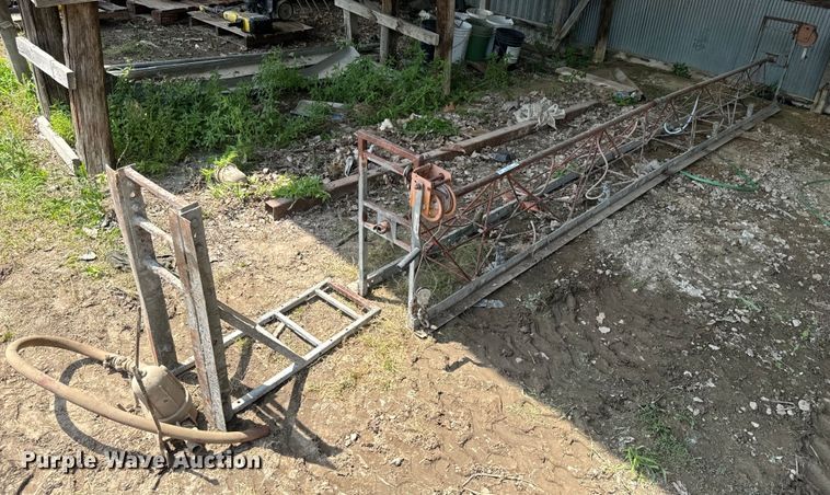 Razorback  truss screed - EK1479