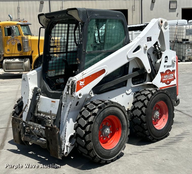 2014 Bobcat S650 skid steer loader - EK4849