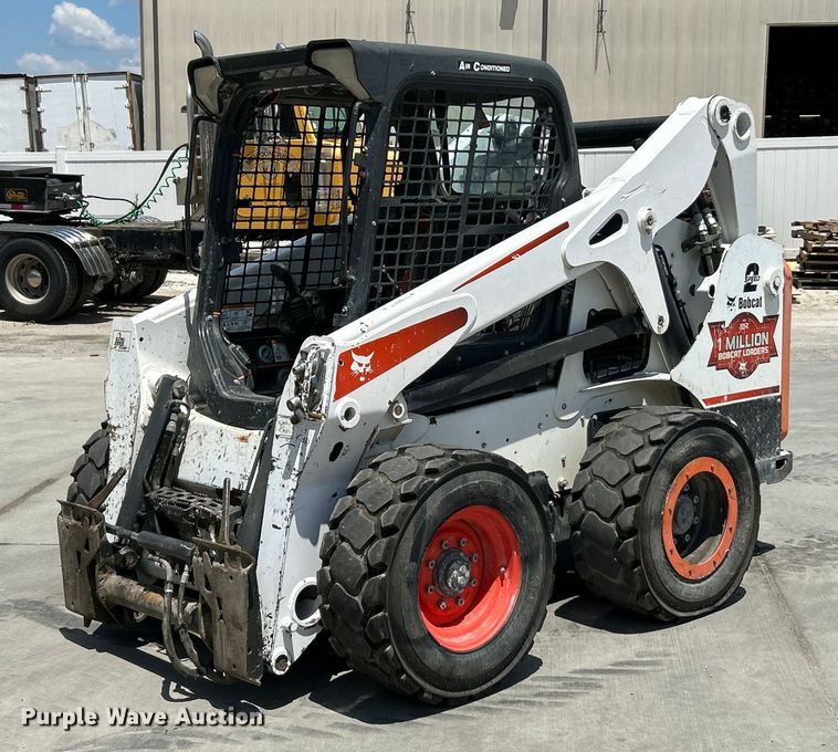 2014 Bobcat  S650 skid steer loader - EK4850