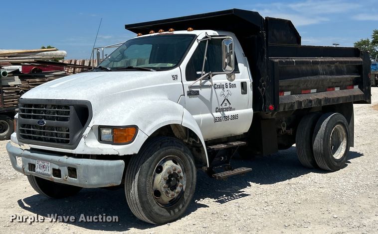 2001 Ford F650 Super Duty XL dump truck - EK4866