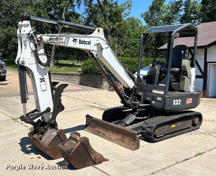 2012 Bobcat  E32 mini excavator - EK4868