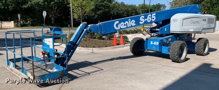 2014 Genie S-65 boom lift - JT9809