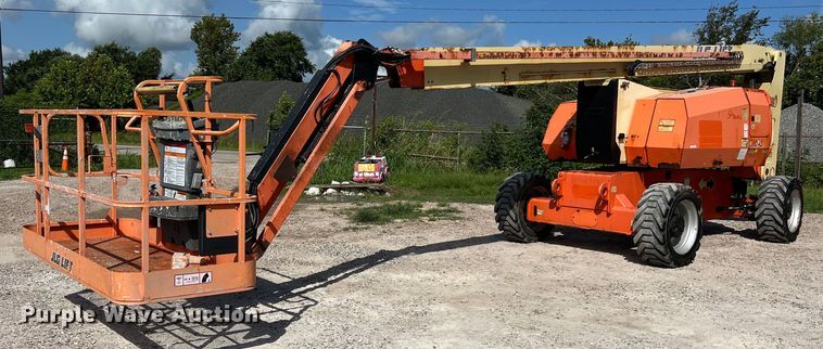 2015 JLG 800AJ boom lift - LU9992