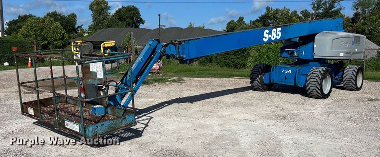 2014 Genie S-85 boom lift - LU9995