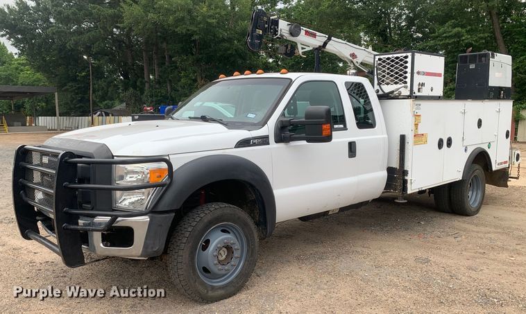 2015 Ford F550 Super Duty XL SuperCab utility / service truck - NQ9577