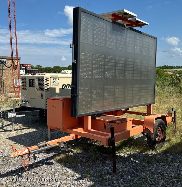 2013 K&K Systems message board trailer - NQ9615