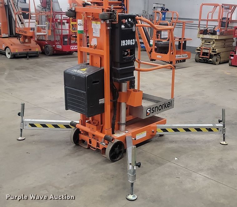 2017 Snorkel UL25DC vertical lift - OD9563