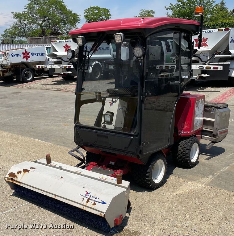 Ventrac  3400Y municipal tractor - OH9022