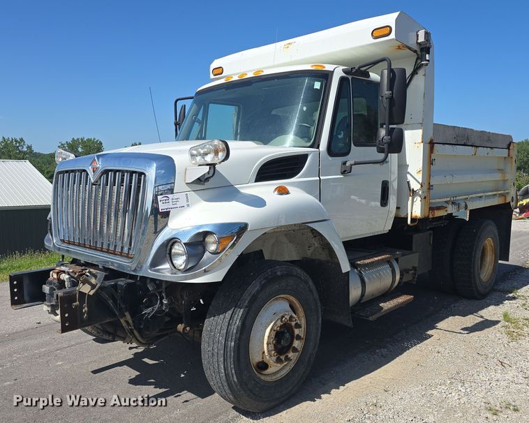 2014 International  WorkStar 7300 dump truck - DQ4459