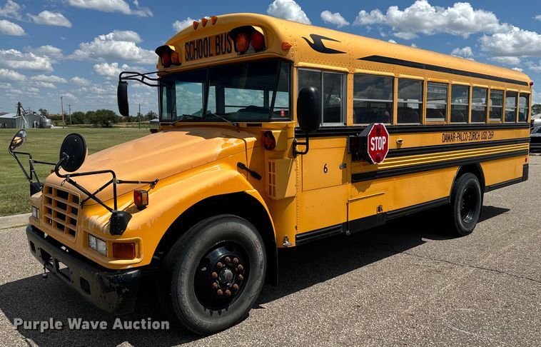 2005 Bluebird Vision school bus - DQ6832