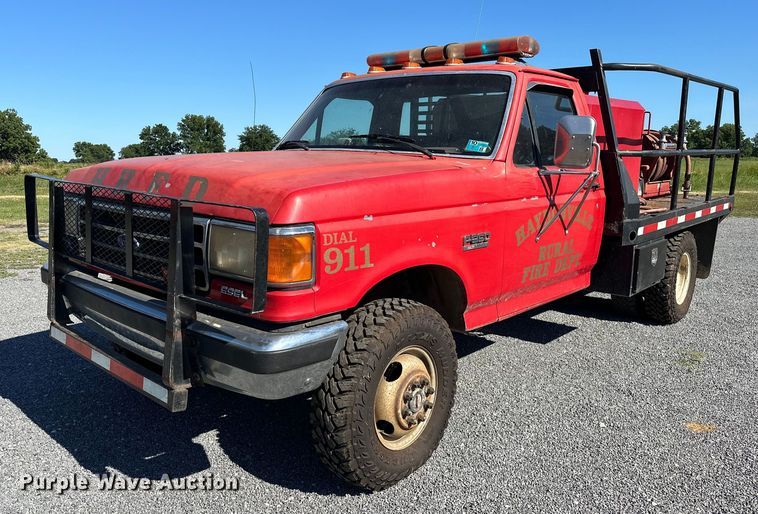 1990 Ford  F350 brush fire truck - EJ4397