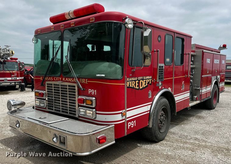2002 HME H2057 pumper fire truck - NT9204