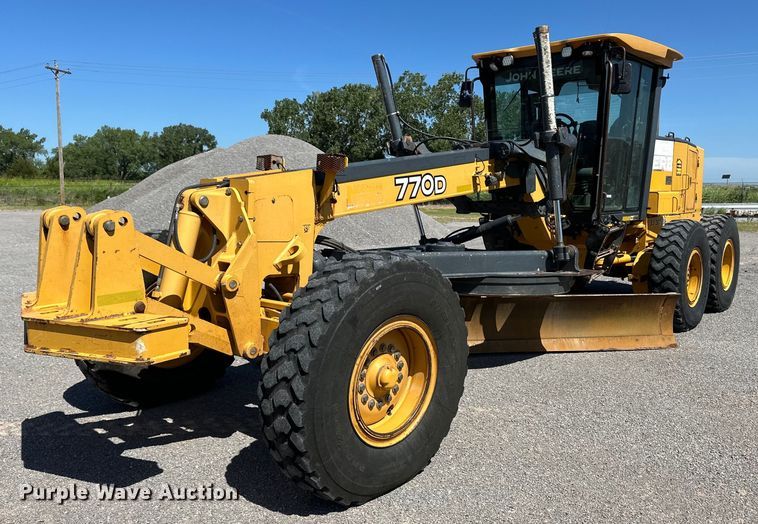 2008 John Deere 770D motor grader - OL9654
