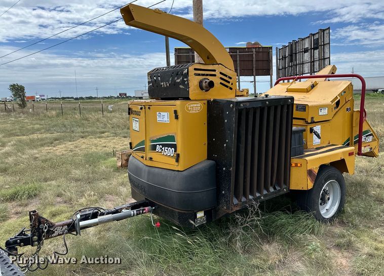 2017 Vermeer BC1500 wood chipper - DK6698