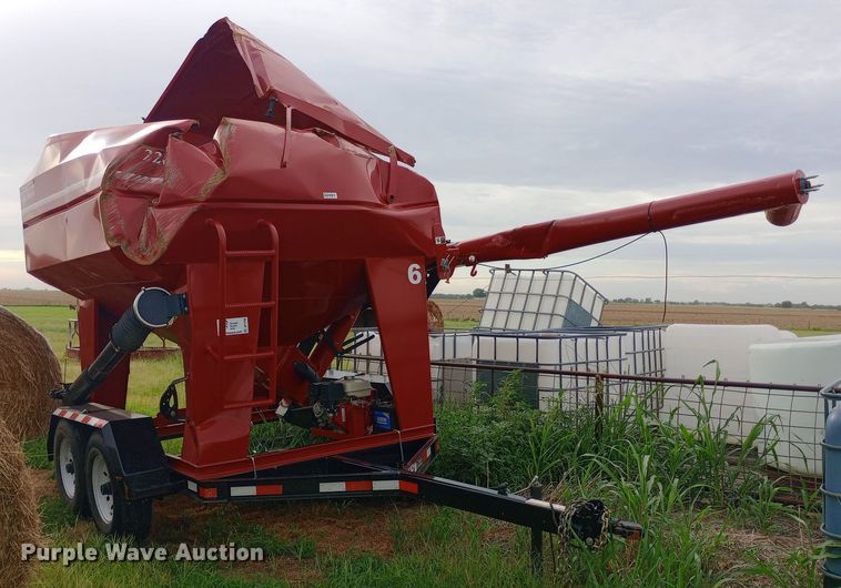 2022 Patriot 220 seed tender - DP1198