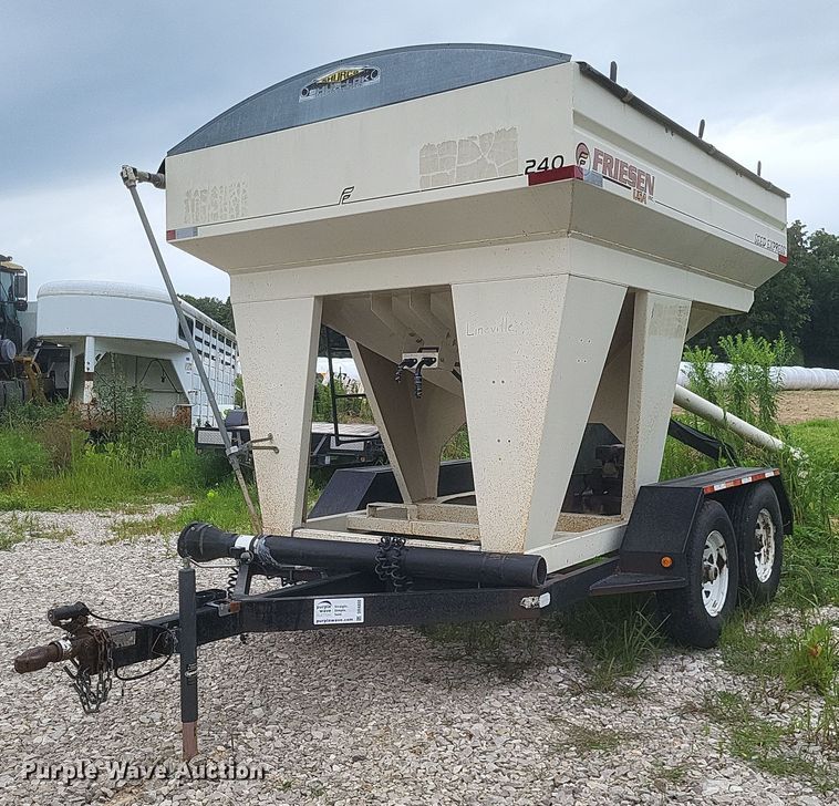 Friesen 240 seed tender - DR4860